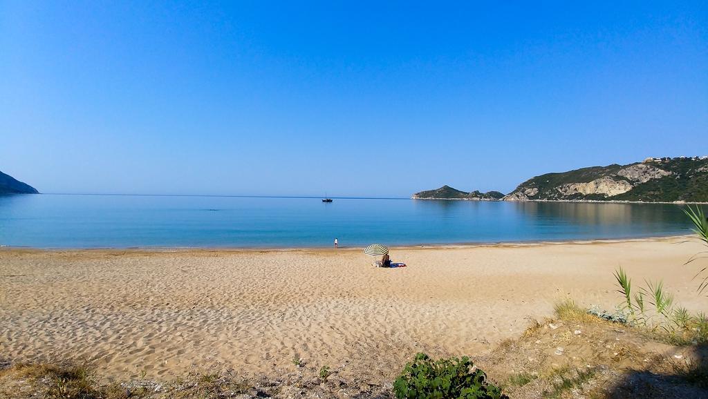 Maria Apartments Agios Georgios Pagon Dış mekan fotoğraf